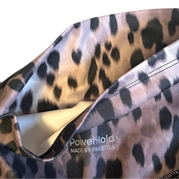 Fabletics Leggings Size 3X NWT Brown Animal Print Boost PowerHold Activewear - Picture 7 of 12